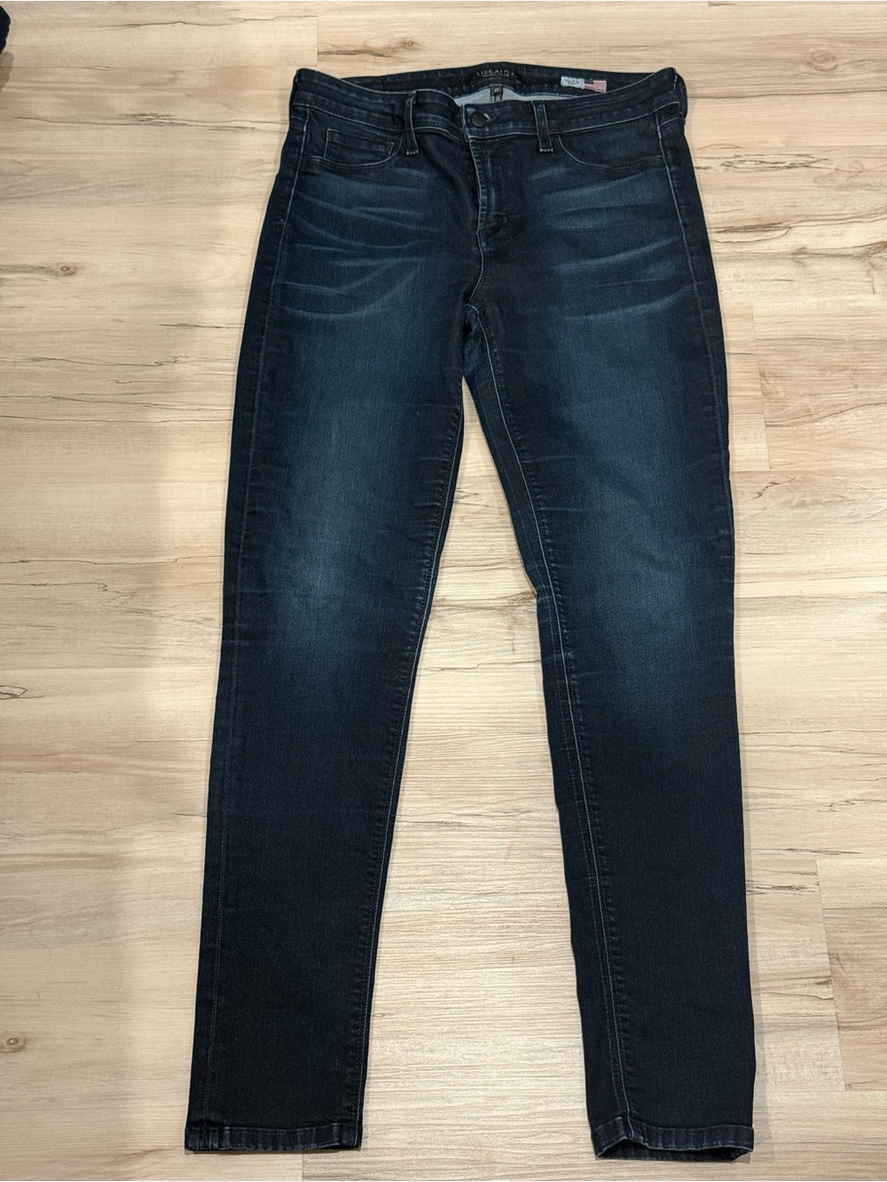 Dark Wash Women’s Skinny Jeans - Dark Blue
